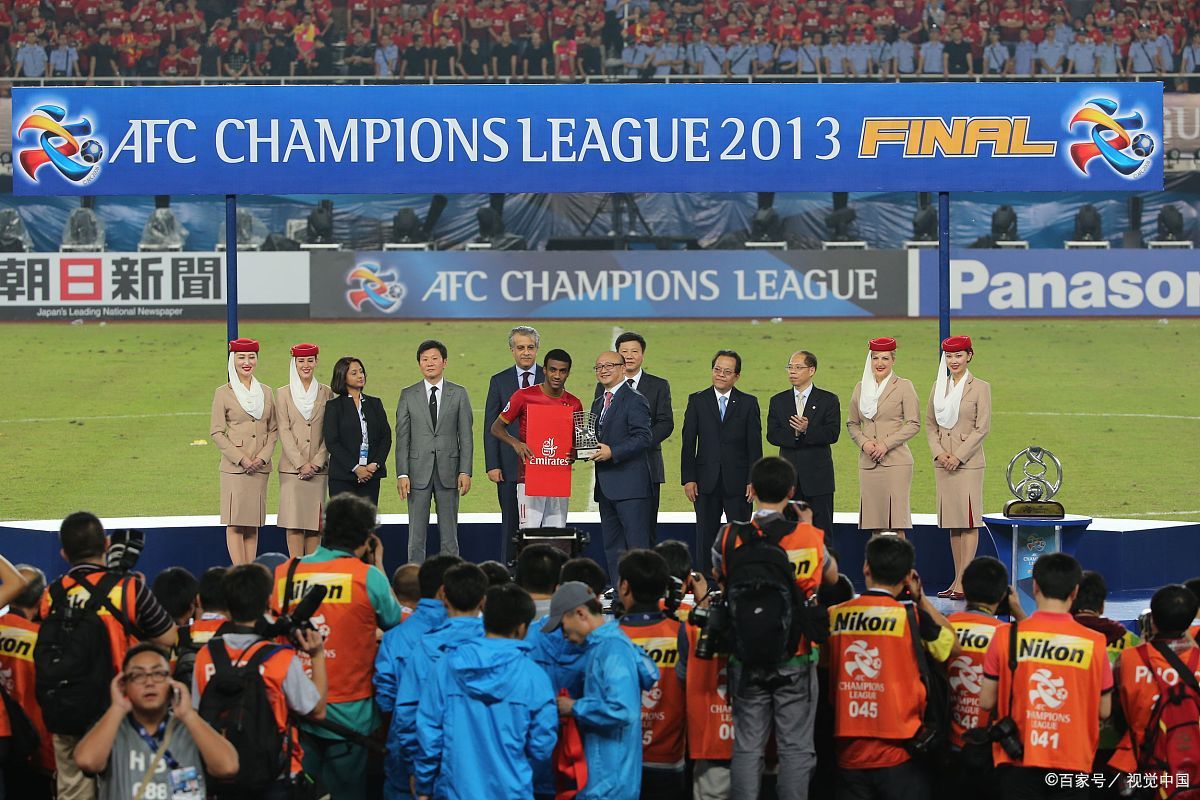 包含精彩的足球盛宴：中国球队在国际赛事中大放异彩的词条